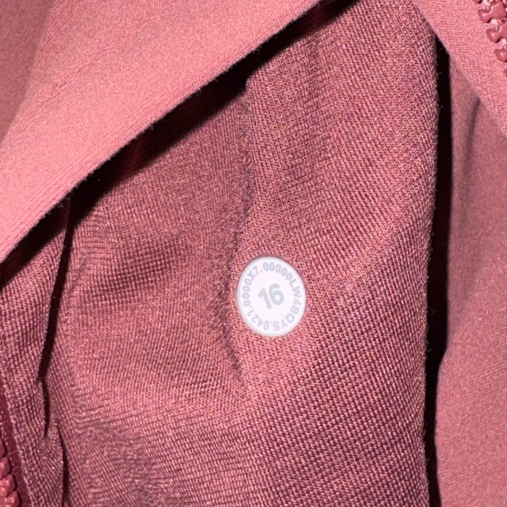 Lululemon Define Hooded Jacket - Picture 14 of 15